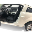 FORD MUSTANG GT CALIFORNIA ESPECIAL PERFORMANCE WHITE- AUTO ART