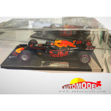 CAPELOS DE ACRILICO PARA AUTOS 1:18 SIN BASE