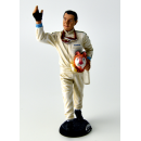 JACK BRABHAM SALUDANDO FANS CON MASCOTA EN MANO-LE MANS MINIATURES